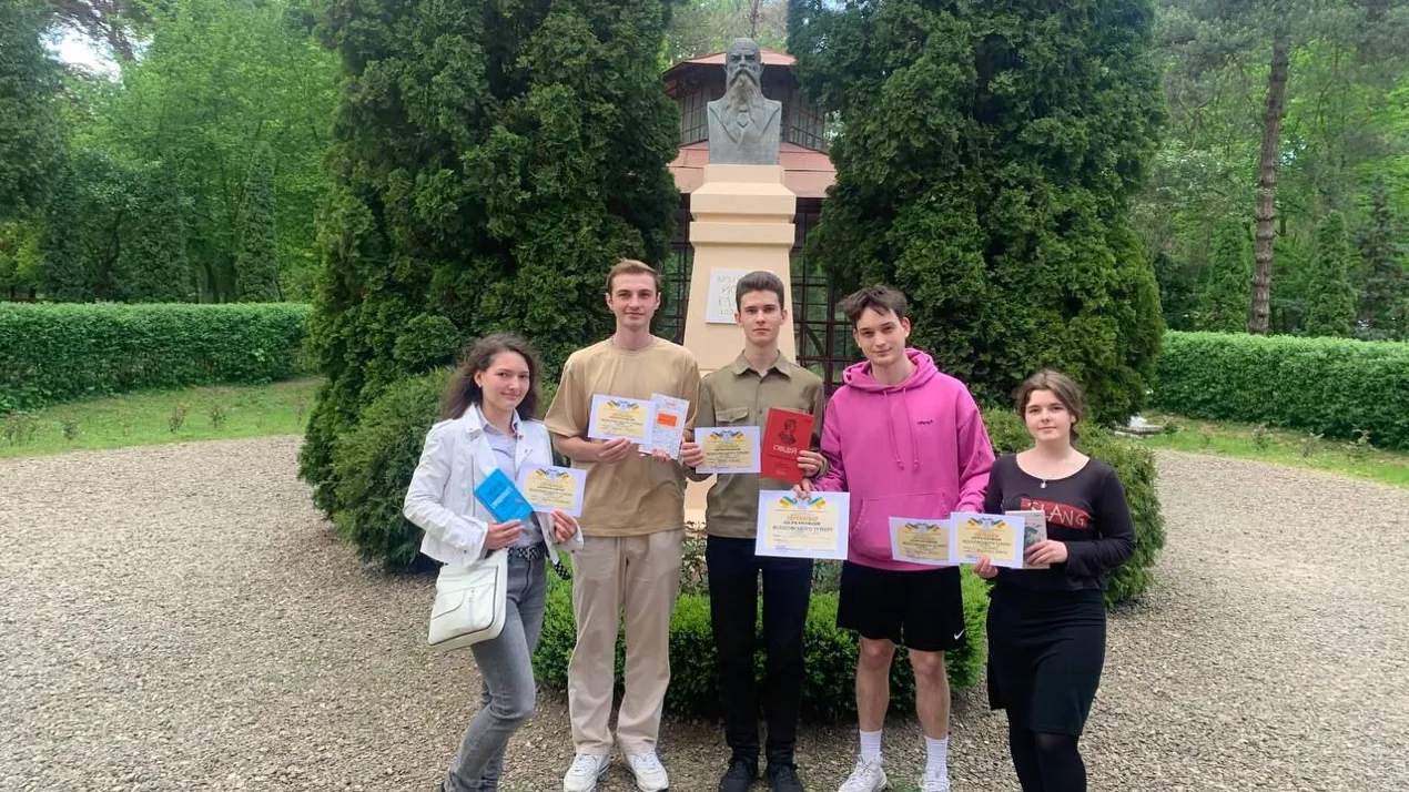 Обершт Валентина, студентка кафедри МПУіК, серед переможців весняного Філософського турніру ЧНУ-2025